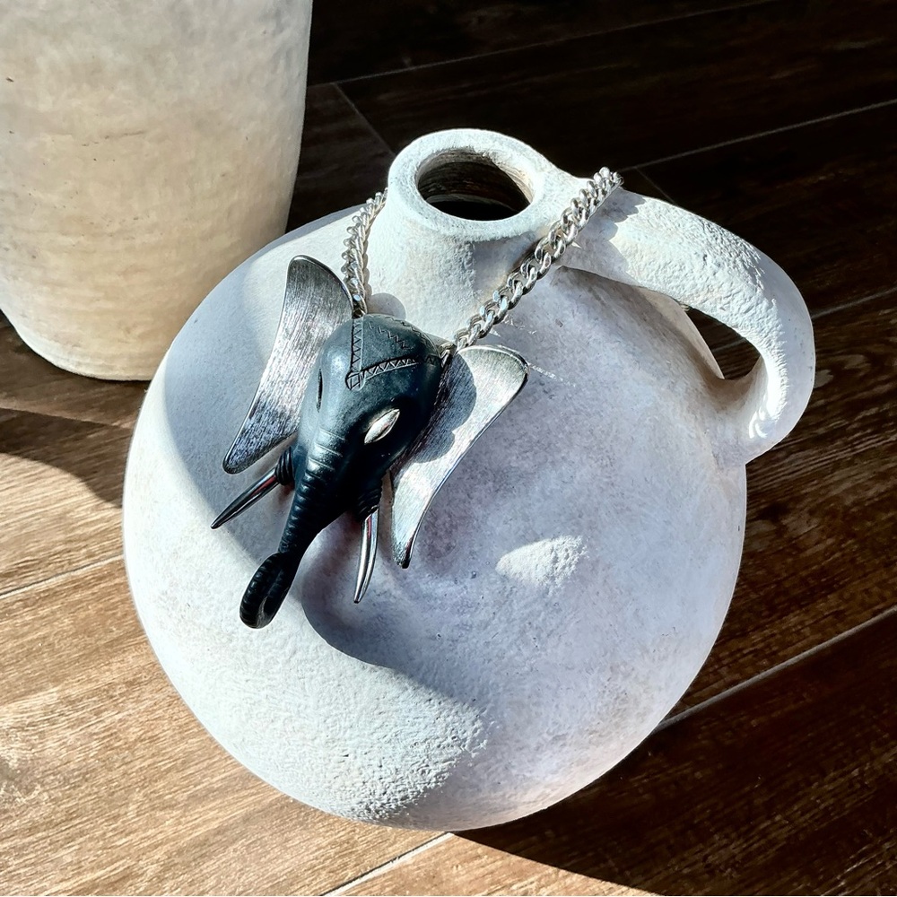 Elephant Head Pendant Necklace in Black and Silver Tone